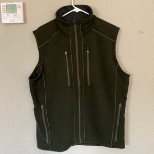 Unique Men’s Kuhl Vest Dark Green